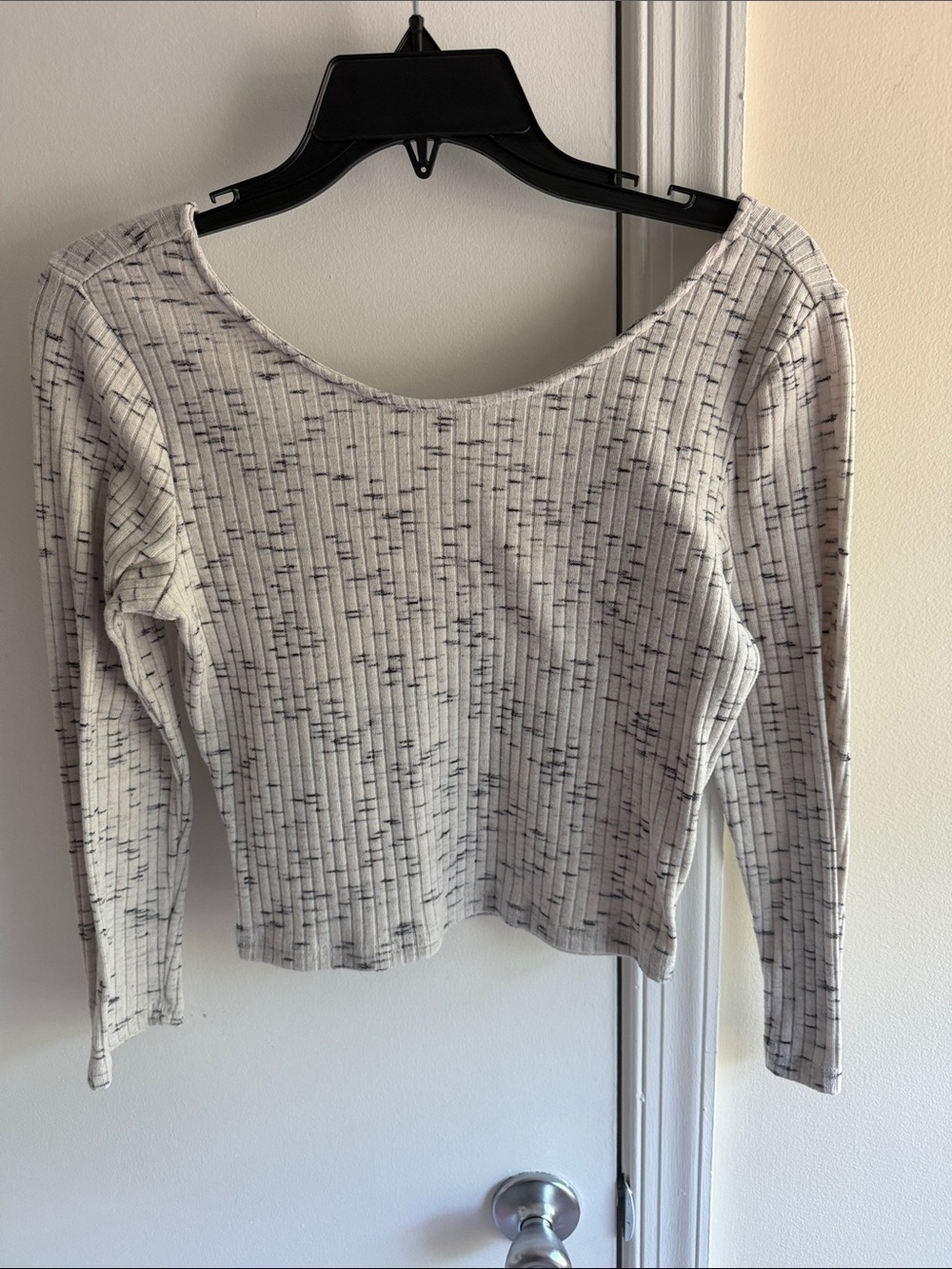 Copper Key Heathered Cream Scoop Neck Ribbed Long-Sleeve Top